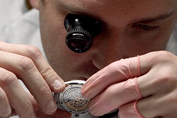 更换佛山江诗丹顿表电池